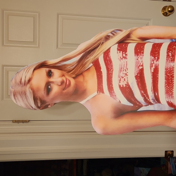 Rare Paris Hilton Simple Lifesize Standee Cutout - Picture 2 of 6